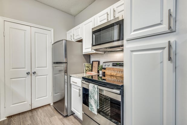 Images Estates at Las Colinas