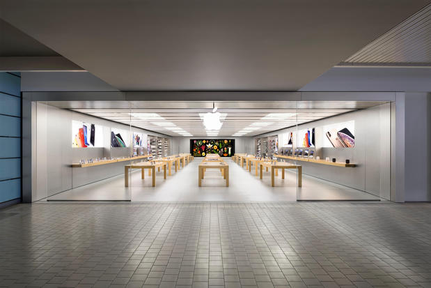 Images Apple Anchorage 5th Avenue Mall