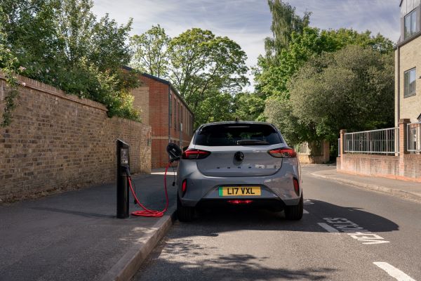 Images Connected Kerb Charging Stations