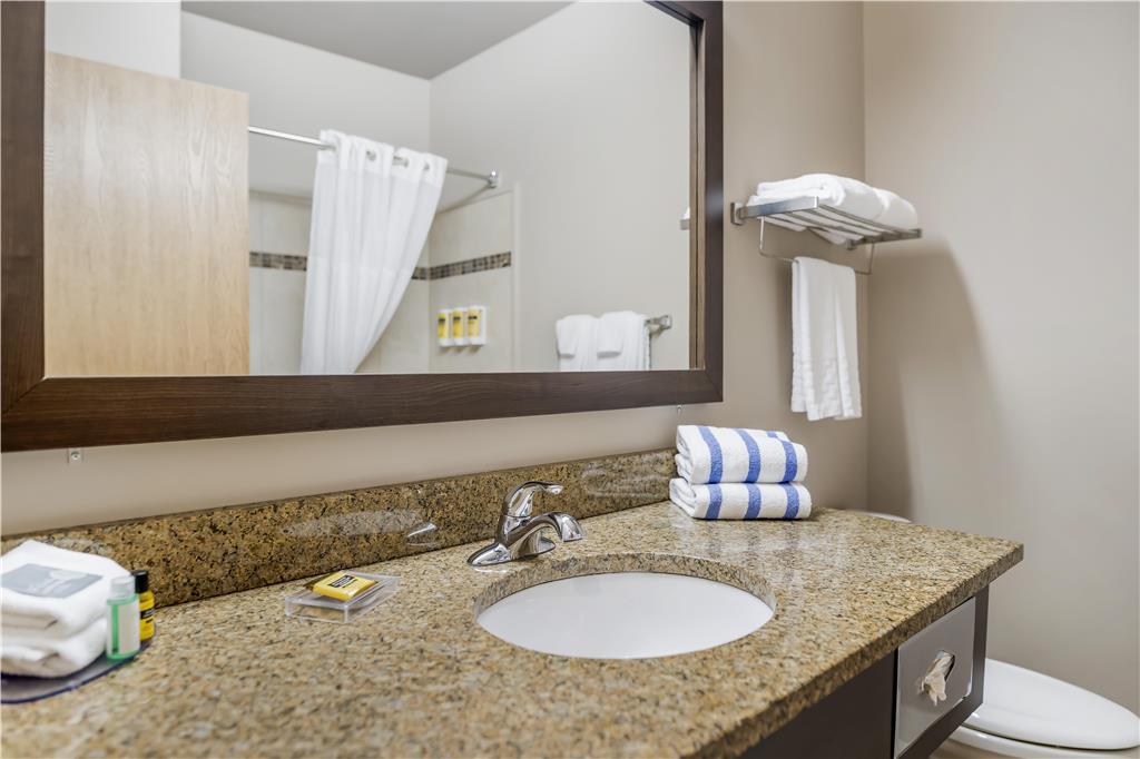 Images Best Western Plus Bridgewater Hotel & Convention Centre