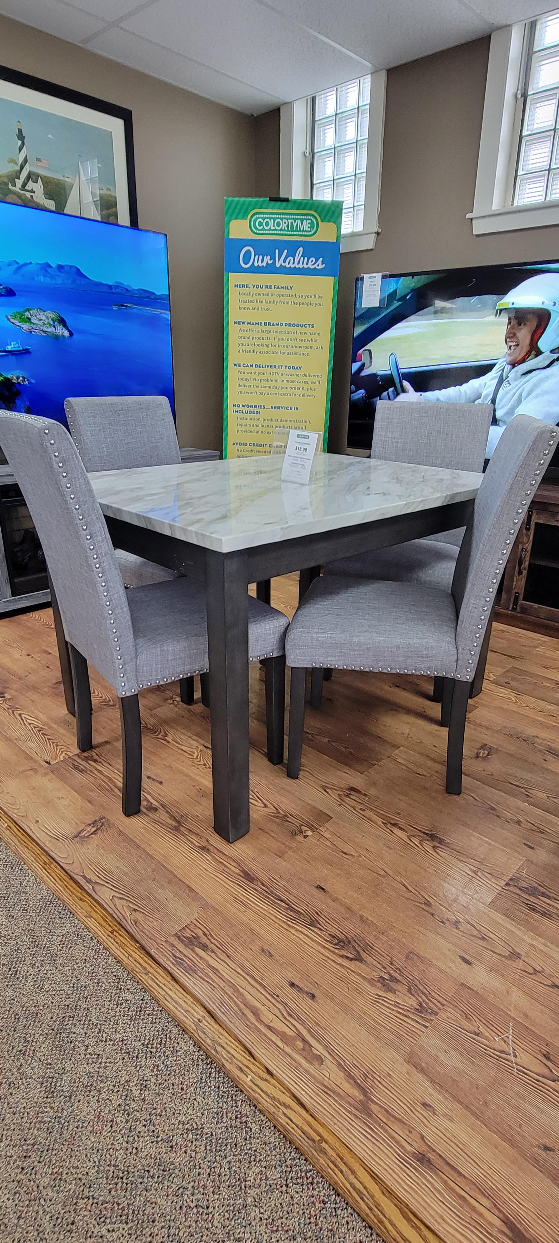 Time to relax and dine in not just comfort but in style as well.