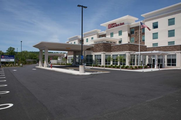 Images Hilton Garden Inn Springfield, NJ