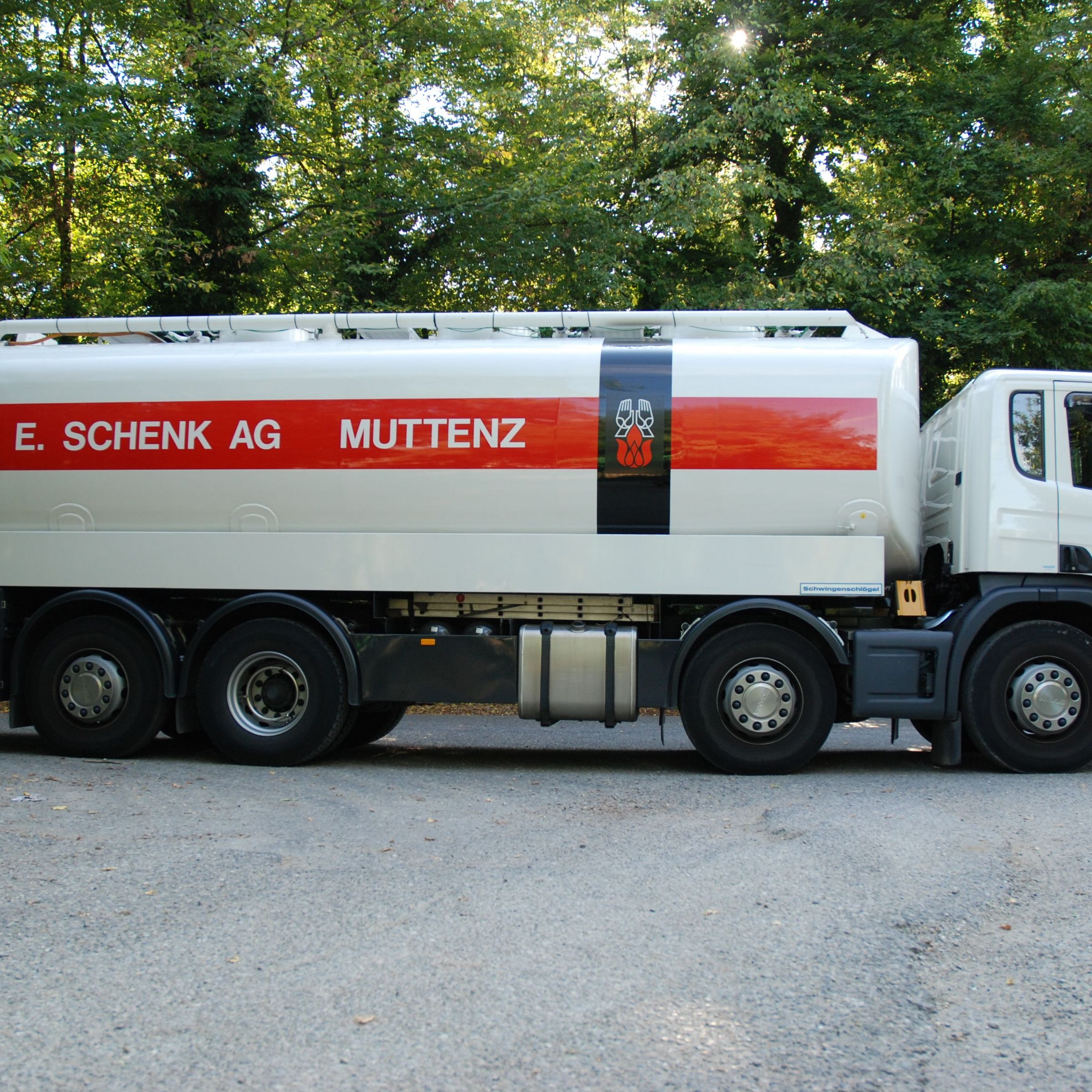 Bilder E. Schenk Brenn- und Treibstoffe