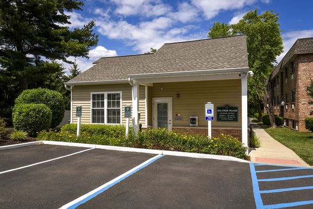 Images Mill Creek Village Apartments