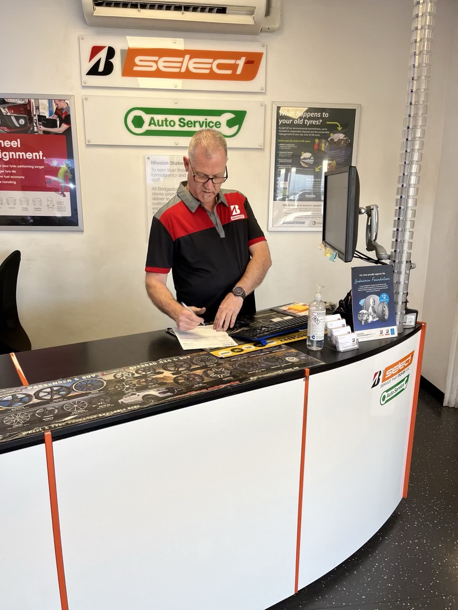 Images Bridgestone Select Tyre & Auto Croydon Park