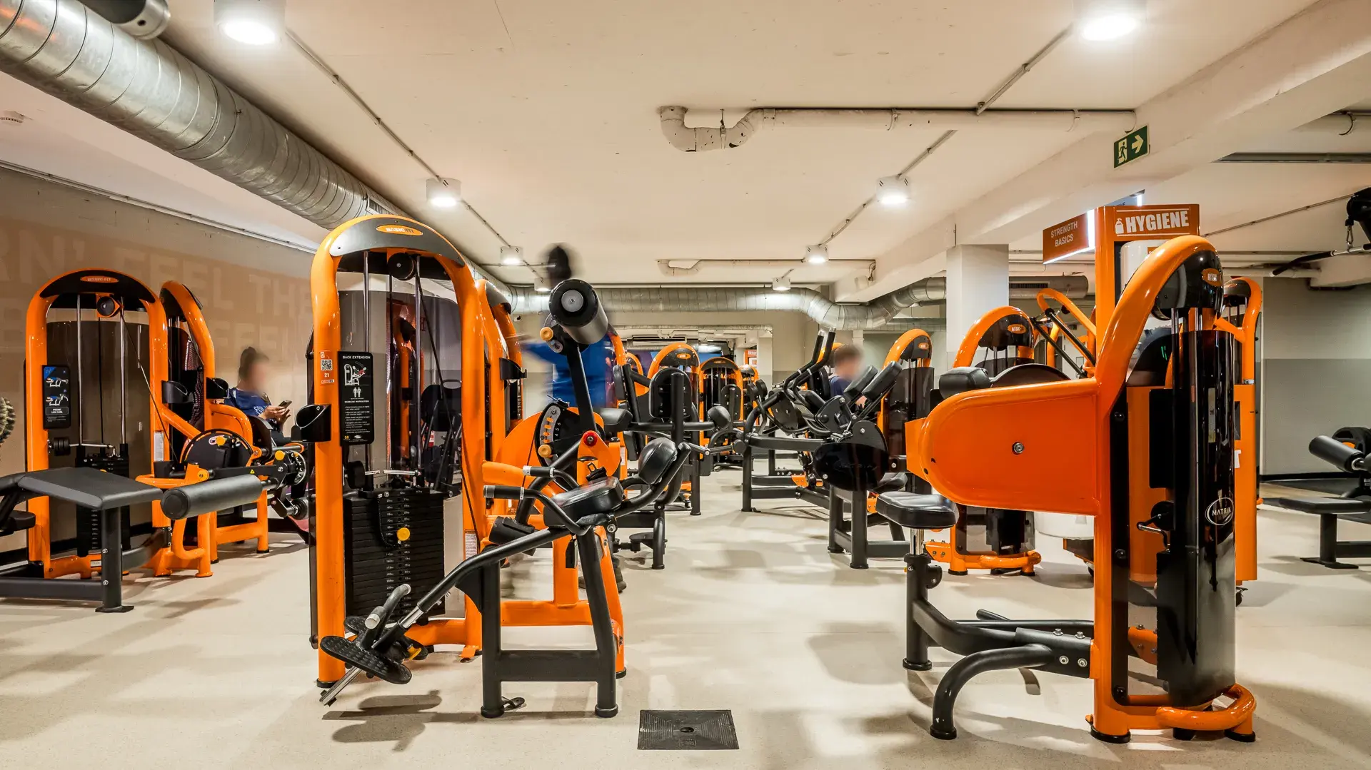 Images Basic-Fit 24/7