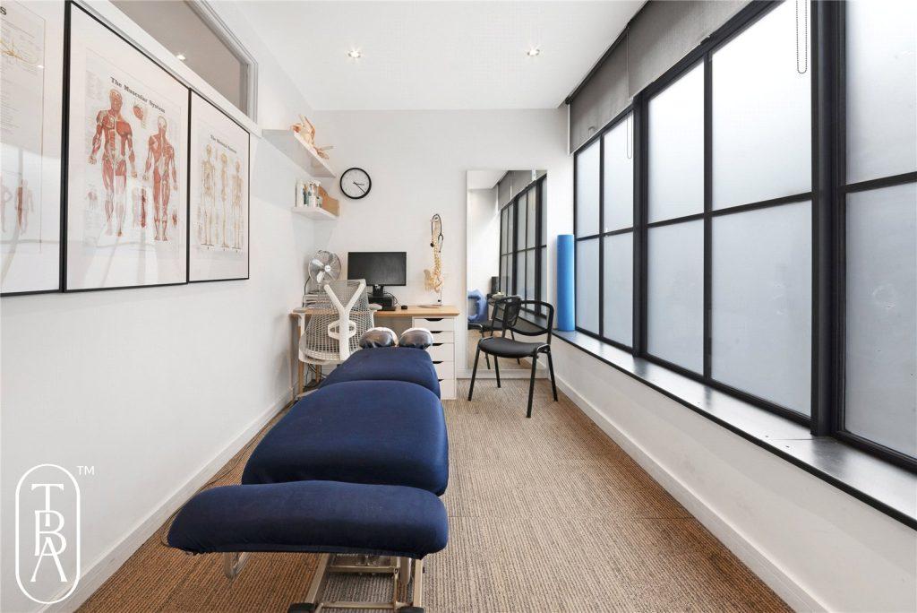 Images Hoxton Chiropractic