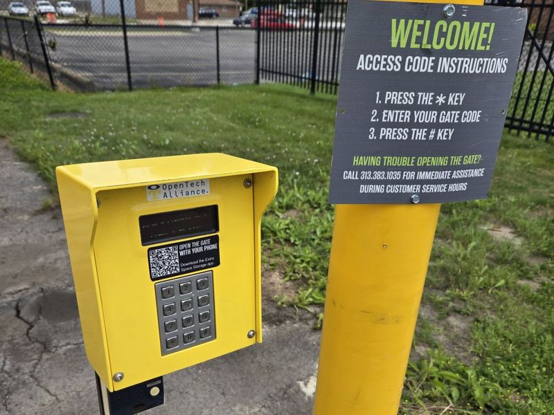 Keypad - Extra Space Storage at 1928 London Ave, Lincoln Park, MI 48146