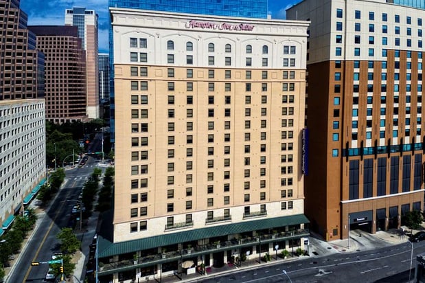 Images Hampton Inn & Suites Austin Downtown