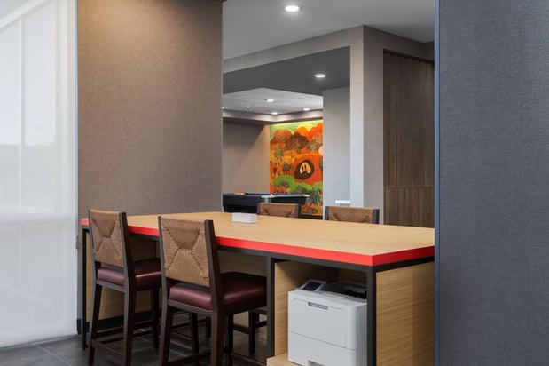 Images Tru by Hilton Phoenix Midtown