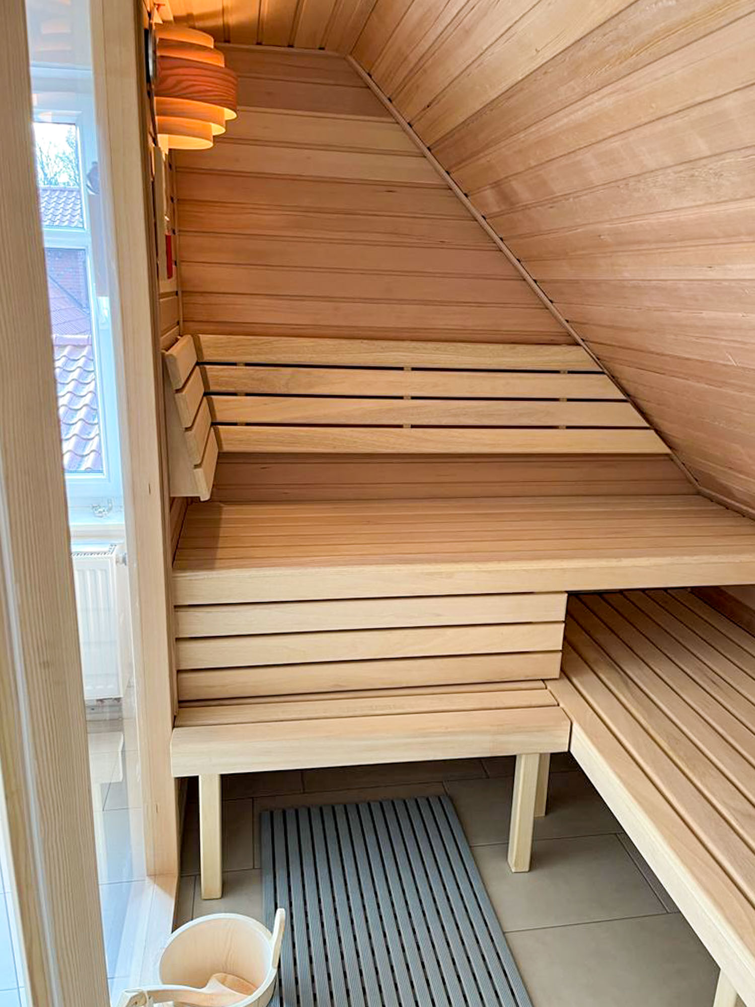 Frahn Sauna- und Solarienvertrieb GbR, Ihrener Straße 110 in Westoverledingen