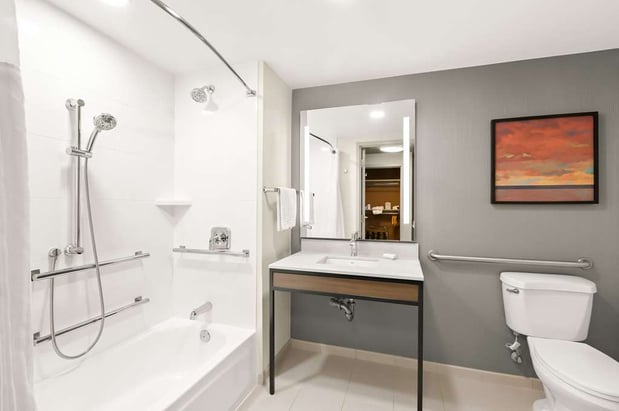 Images Hilton Garden Inn San Mateo