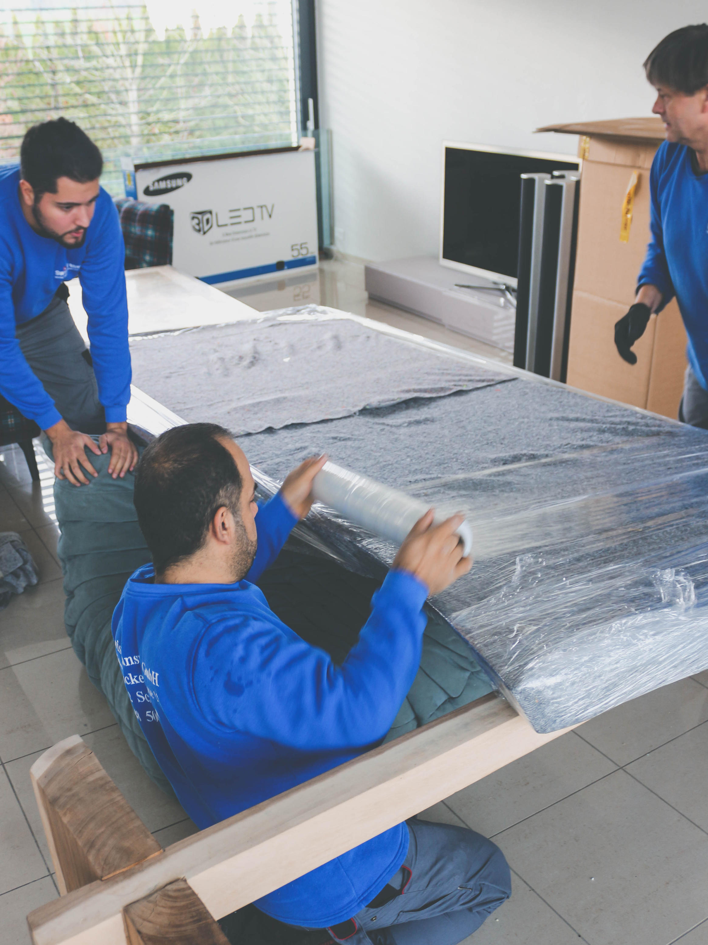 Swiss Transport GmbH, Adlikerstrasse 280 in Regensdorf