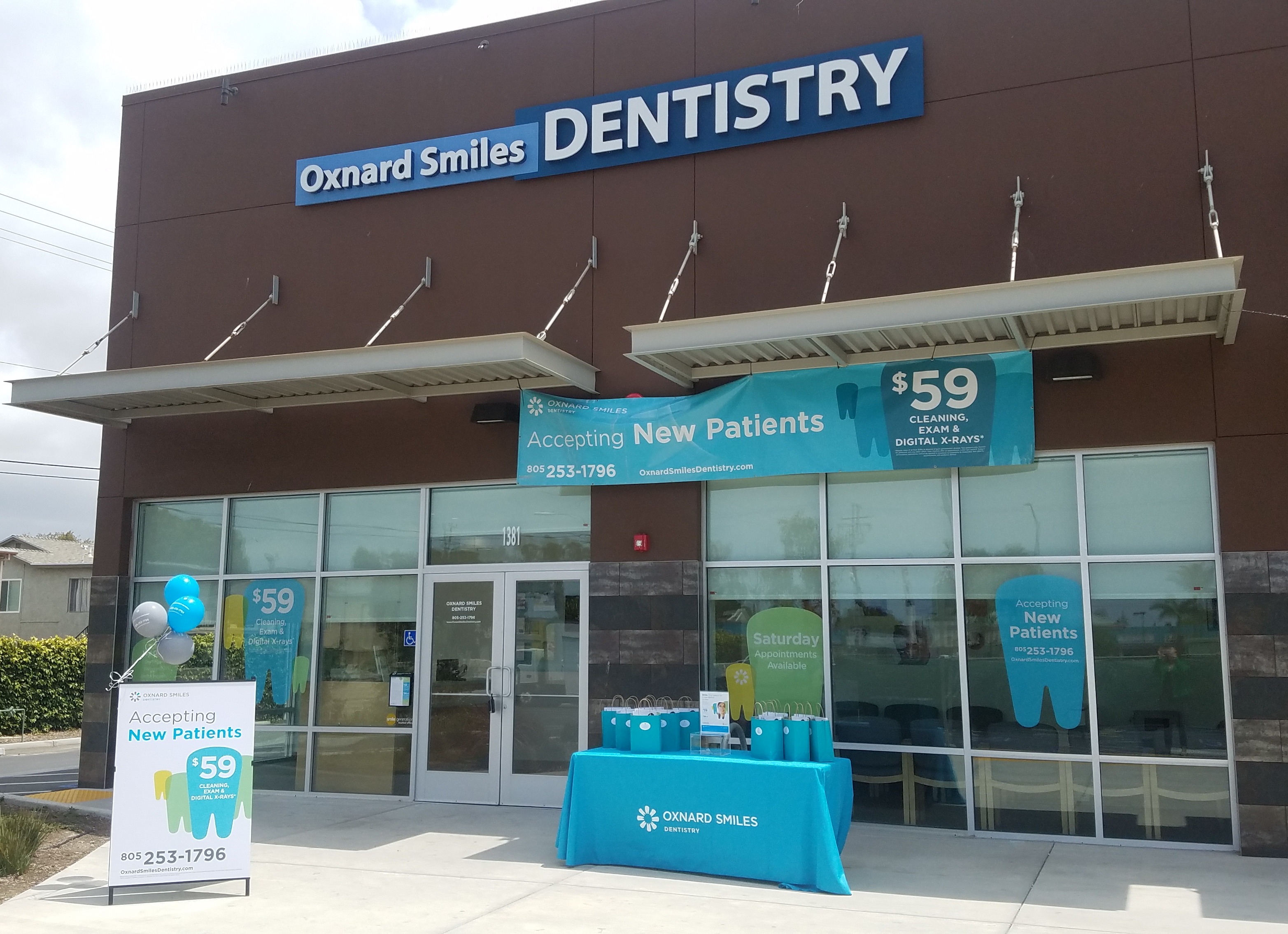 Looking for a family dentist in Oxnard, CA? You have come to the right spot! Oxnard Smiles Dentistry Oxnard (805)253-1796