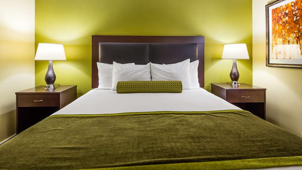 Best Western Plus Casino Royale–Center Strip