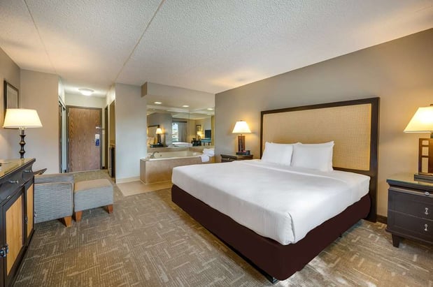 Images Best Western Detroit Livonia