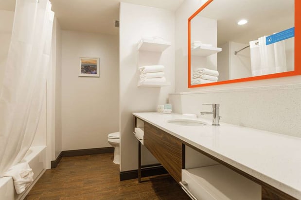 Images Hampton Inn Cumberland