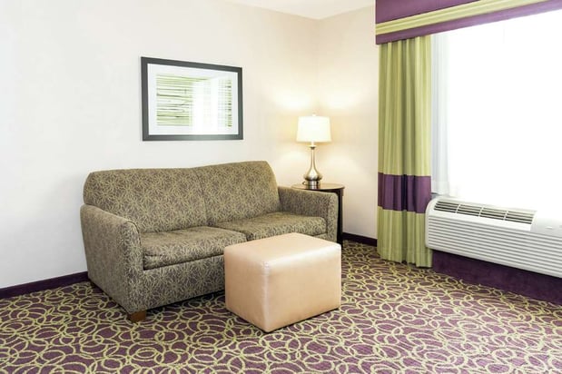 Images Hampton Inn & Suites Sandusky/Milan