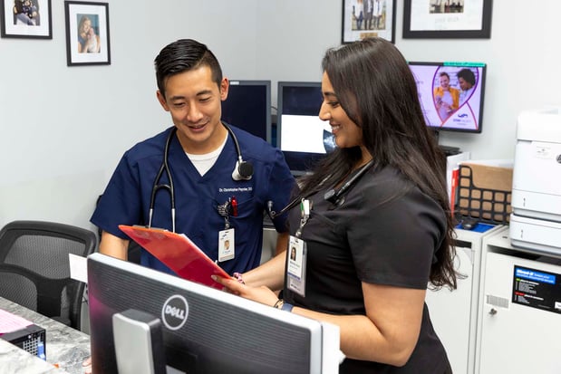 Images Christopher Paynter, DO