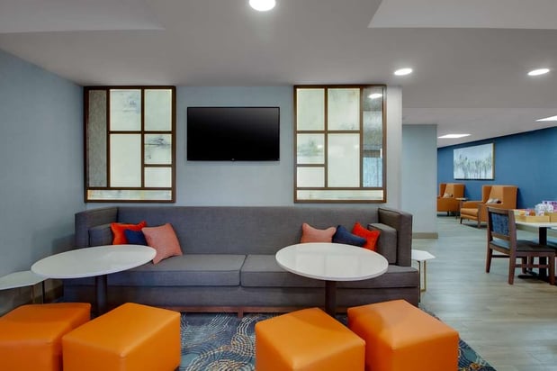 Images Hampton Inn Birmingham-Colonnade 280