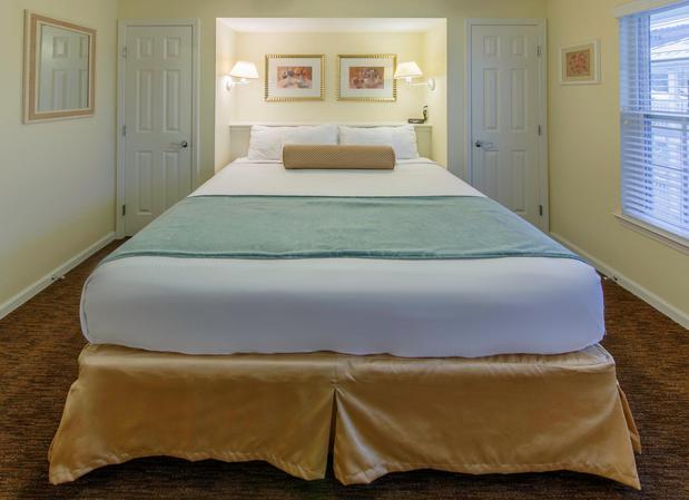 Images Holiday Inn Club Vacations Oak N Spruce Resort Berkshires, an IHG Hotel