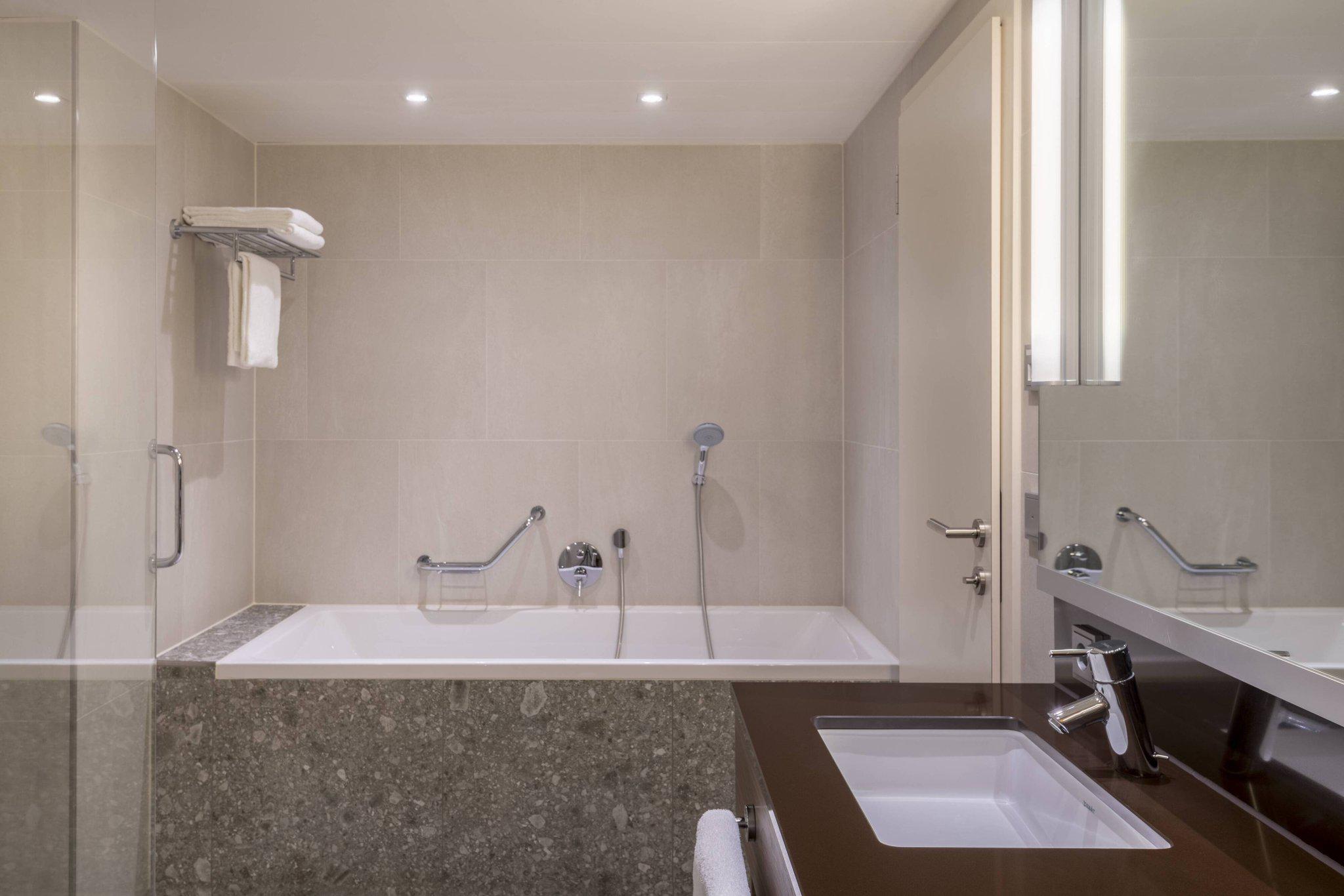 Courtyard by Marriott Linz, Europaplatz 2 in Linz