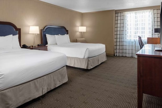 Images DoubleTree by Hilton Burlington Vermont
