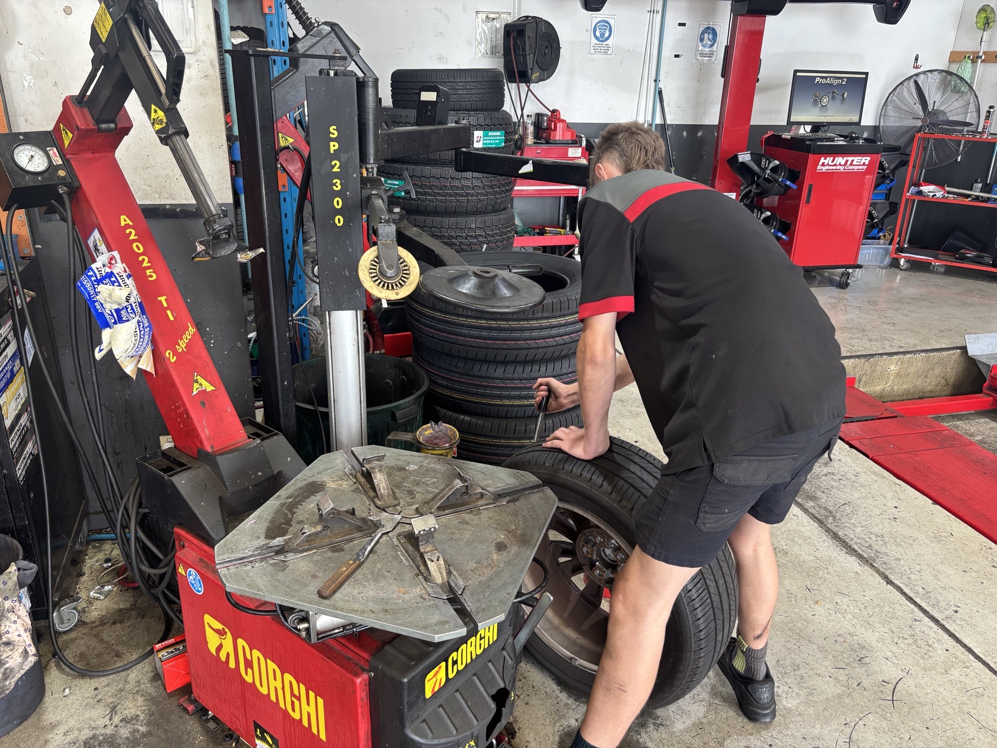 Images Bridgestone Select Tyre & Auto Bethania