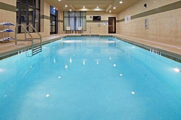 Images Holiday Inn Mobile - Airport by IHG