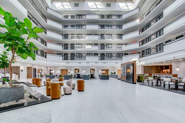 Images Embassy Suites by Hilton Louisville East