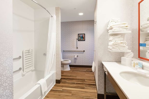 Images Hampton Inn & Suites Columbia Killian Road