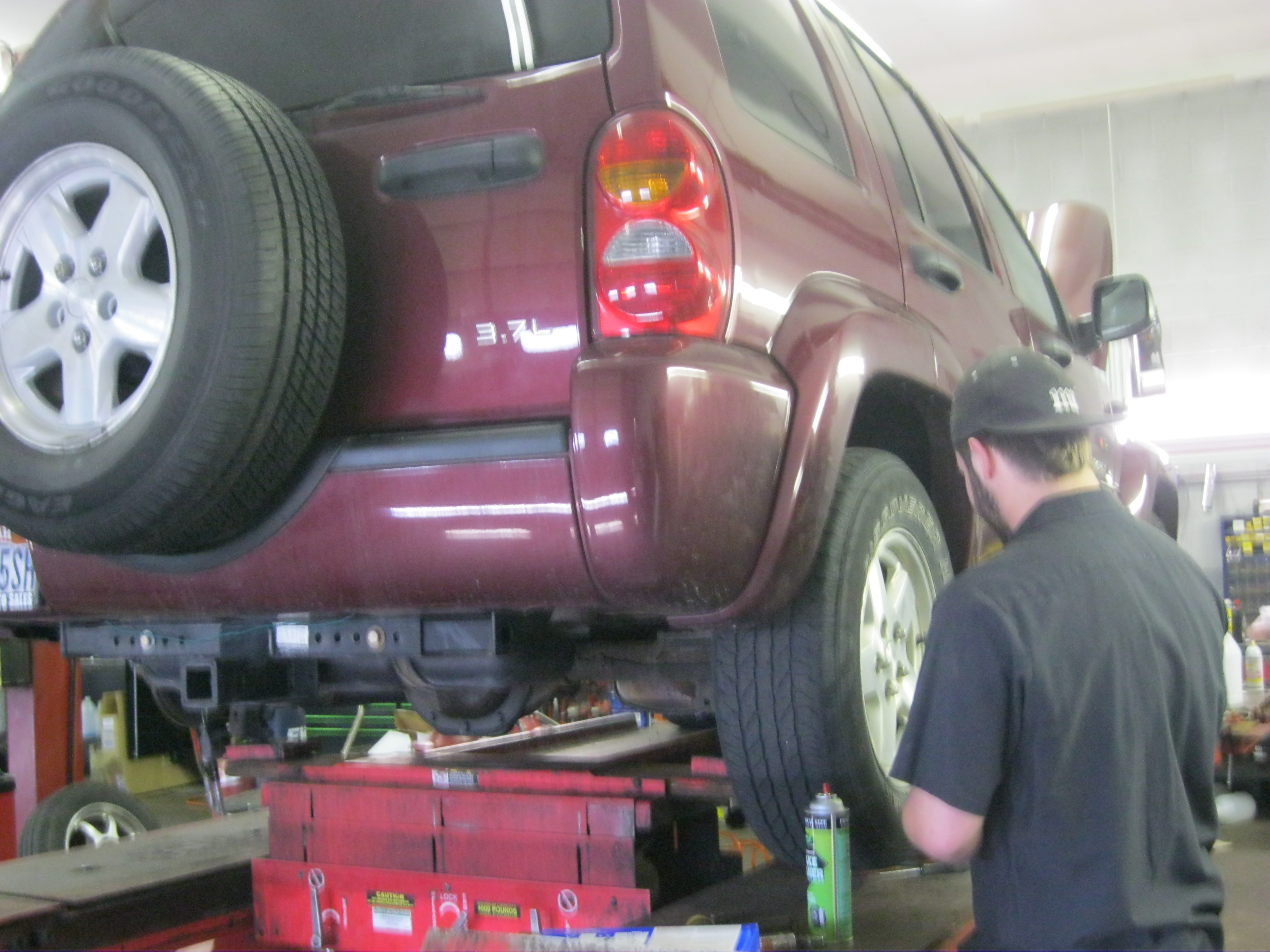 Canyon Auto Sales and Service Center Photo