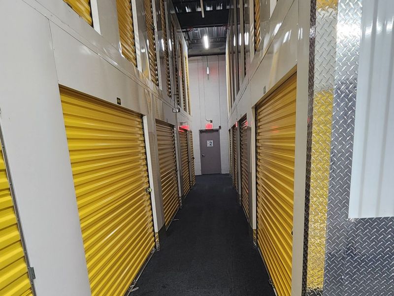 Images Extra Space Storage