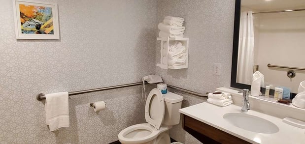 Images Hampton Inn Hillsville