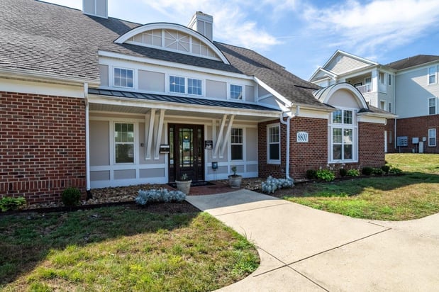 Images Falls Creek Apartments & Townhomes