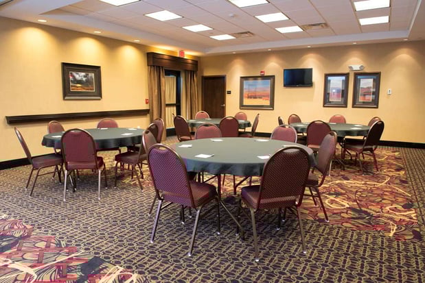 Images Hampton Inn & Suites Bismarck Northwest