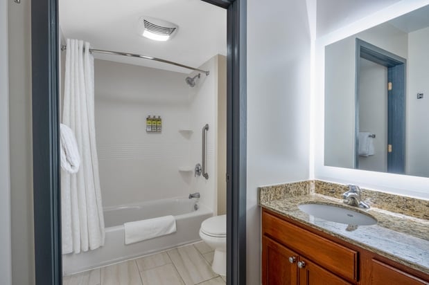 Images Candlewood Suites Boston North Shore - Danvers by IHG