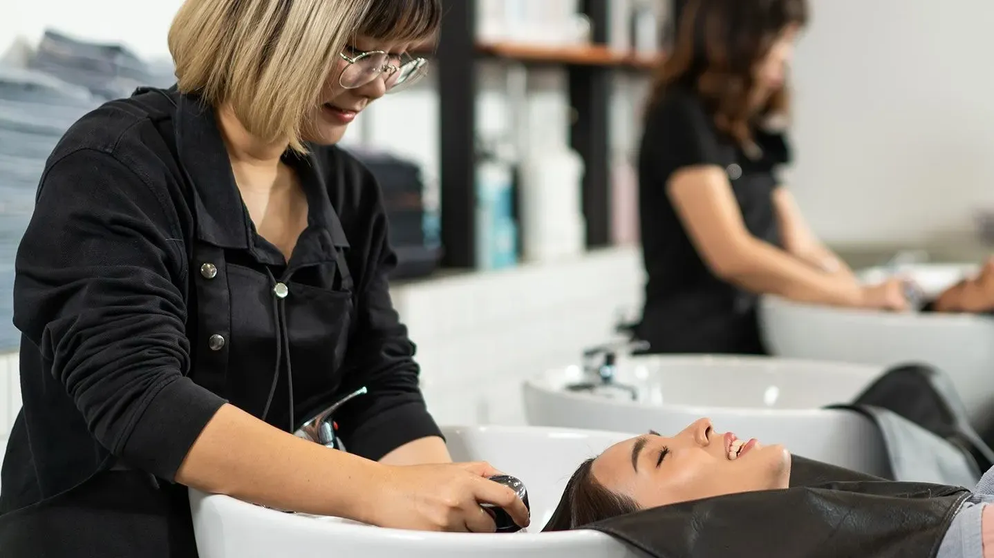 Images Mía Bella Salón Spa