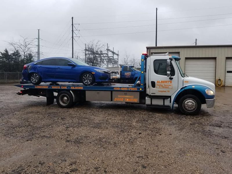 Images Albert's Towing & Transport