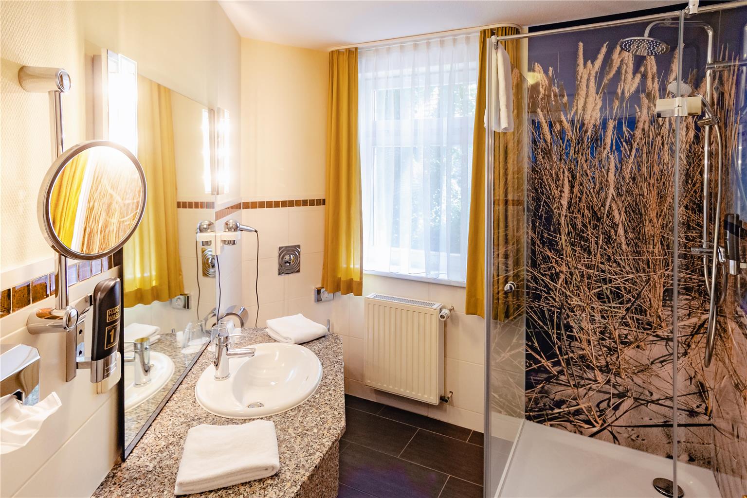 Best Western Plus Ostseehotel Waldschloesschen, Bernsteinweg 9 in Prerow