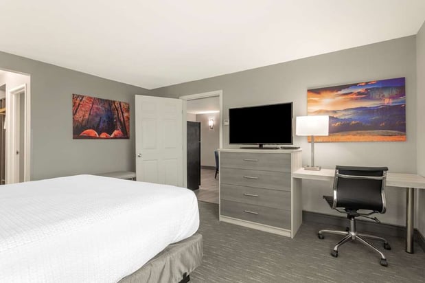 Images Best Western Plus Magnolia Inn & Suites