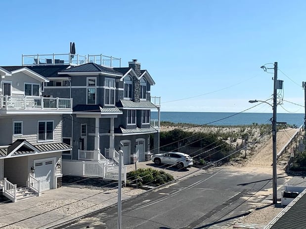 Images Universal Fiberglass and Contracting LLC