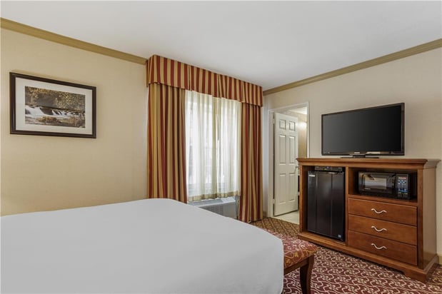 Images Best Western Plus Morristown Inn