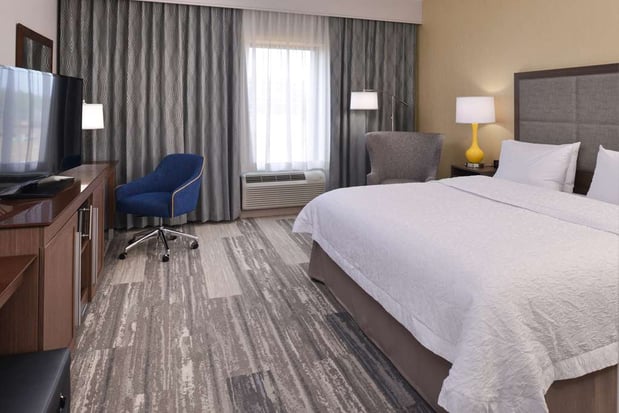 Images Hampton Inn & Suites Cincinnati-Mason