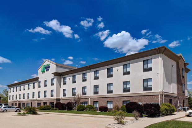 Images Holiday Inn Express & Suites Shelbyville Indianapolis, an IHG Hotel