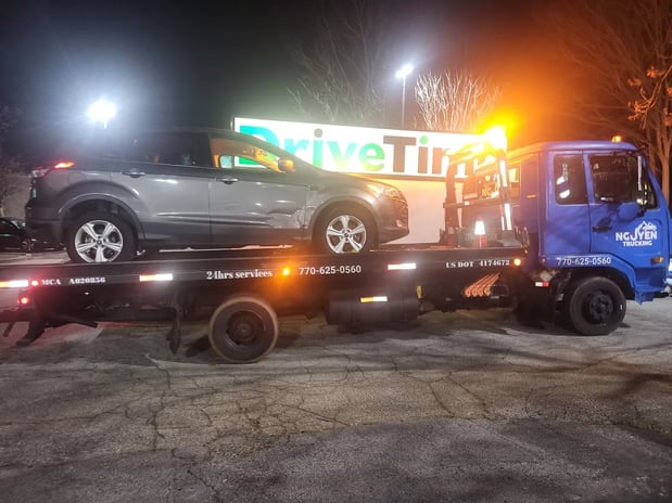 Images Nguyen Trucking