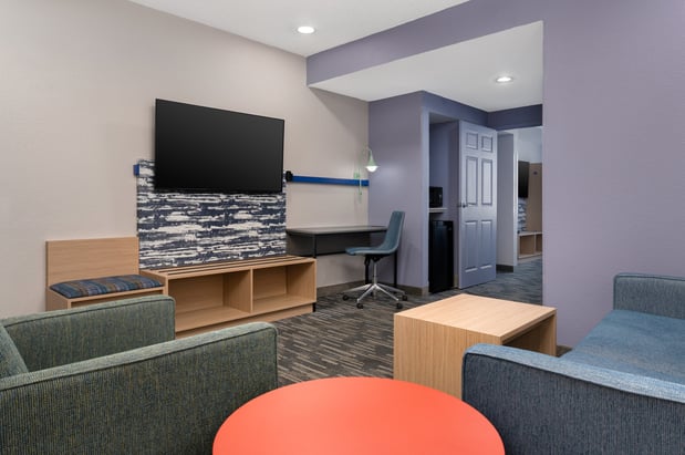 Images Garner Hotel Evansville East by IHG