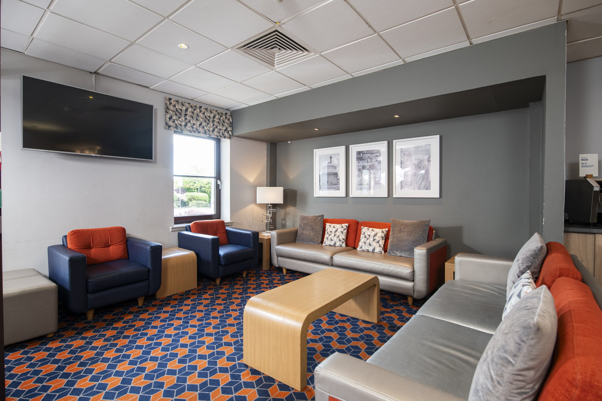Images Holiday Inn Express Perth by IHG