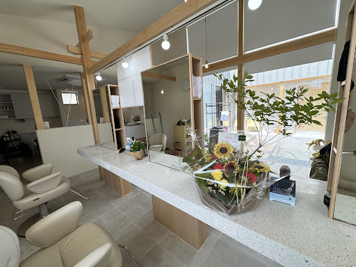 Images na-na hair design labo.