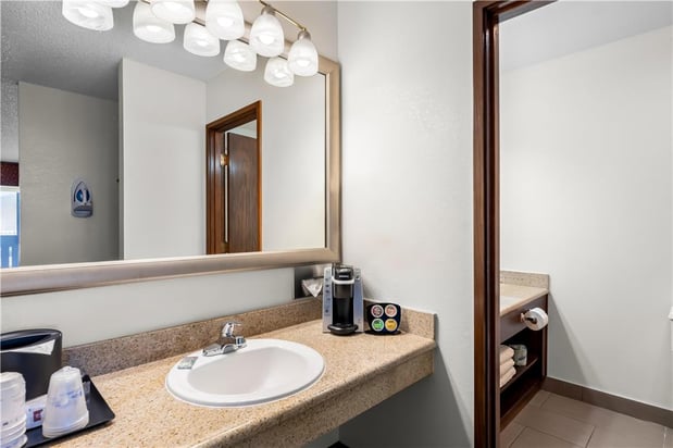 Images Best Western Chieftain Inn